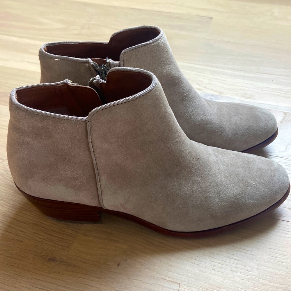 Sam Elderman Suede Ankle Booties (women’s size 5)